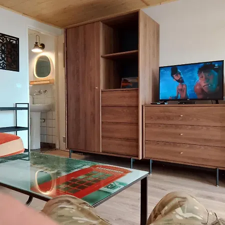 Habitación en casa particular Piaski - A La *